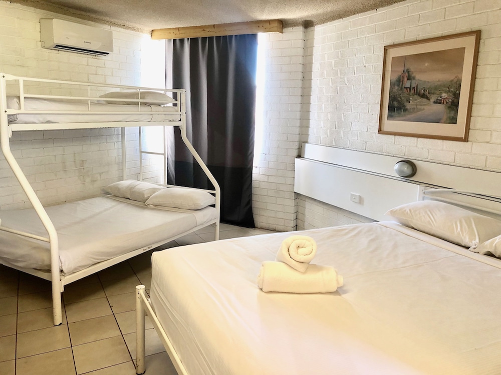 Marco Polo Motor Inn 39/56