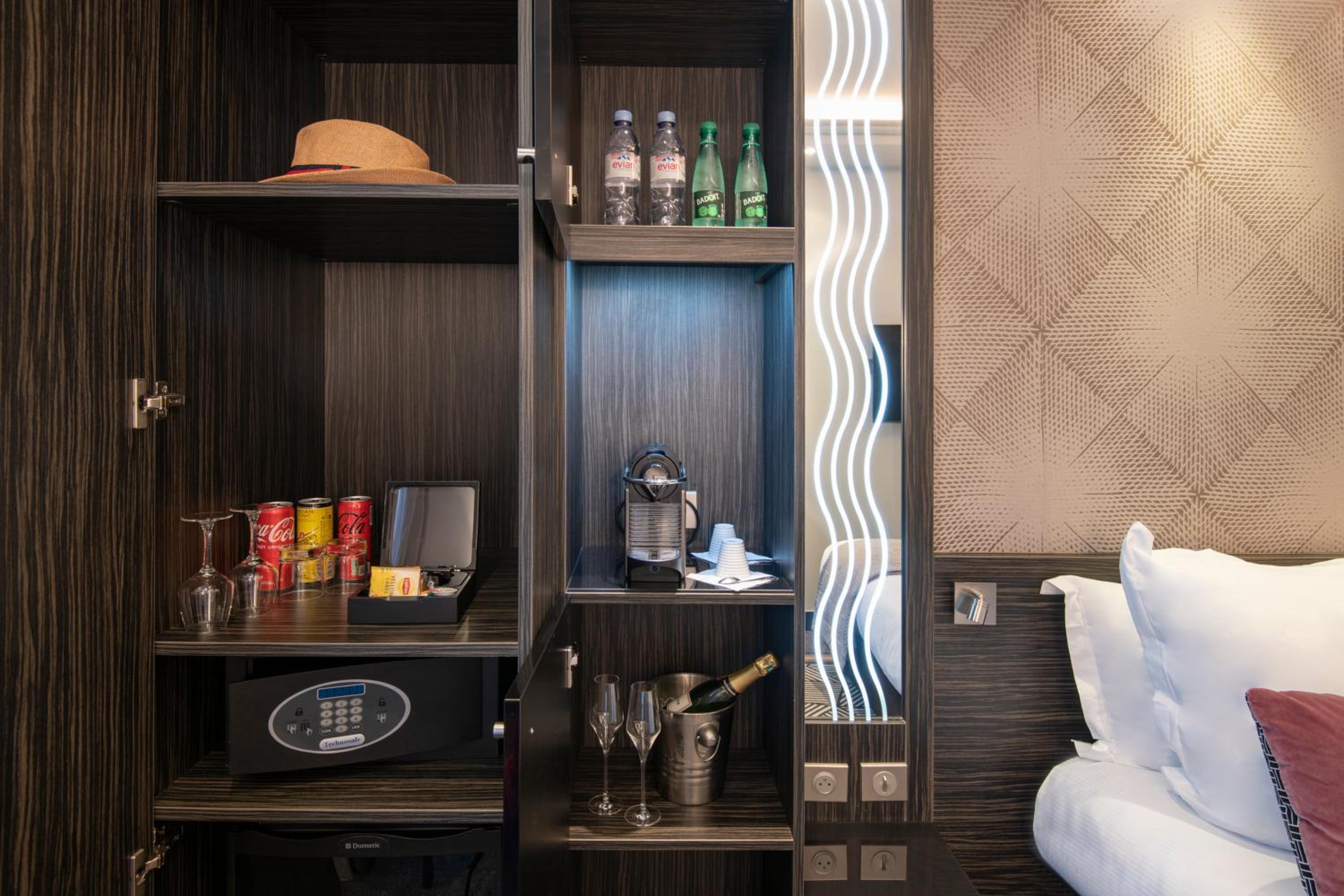 rooms