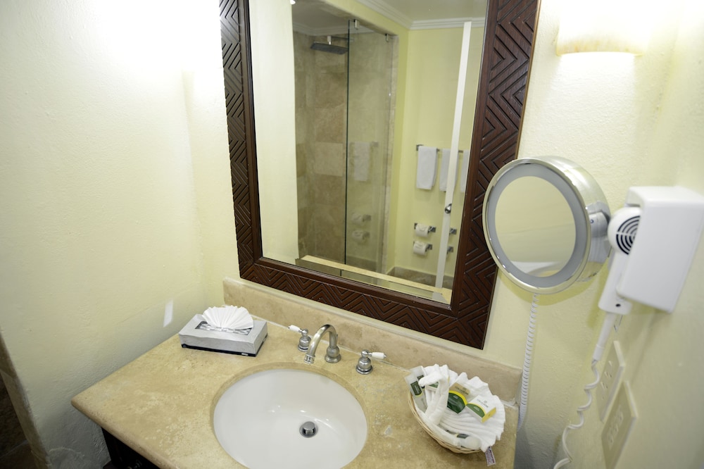 Royal Villas Resort Hotel 20/65