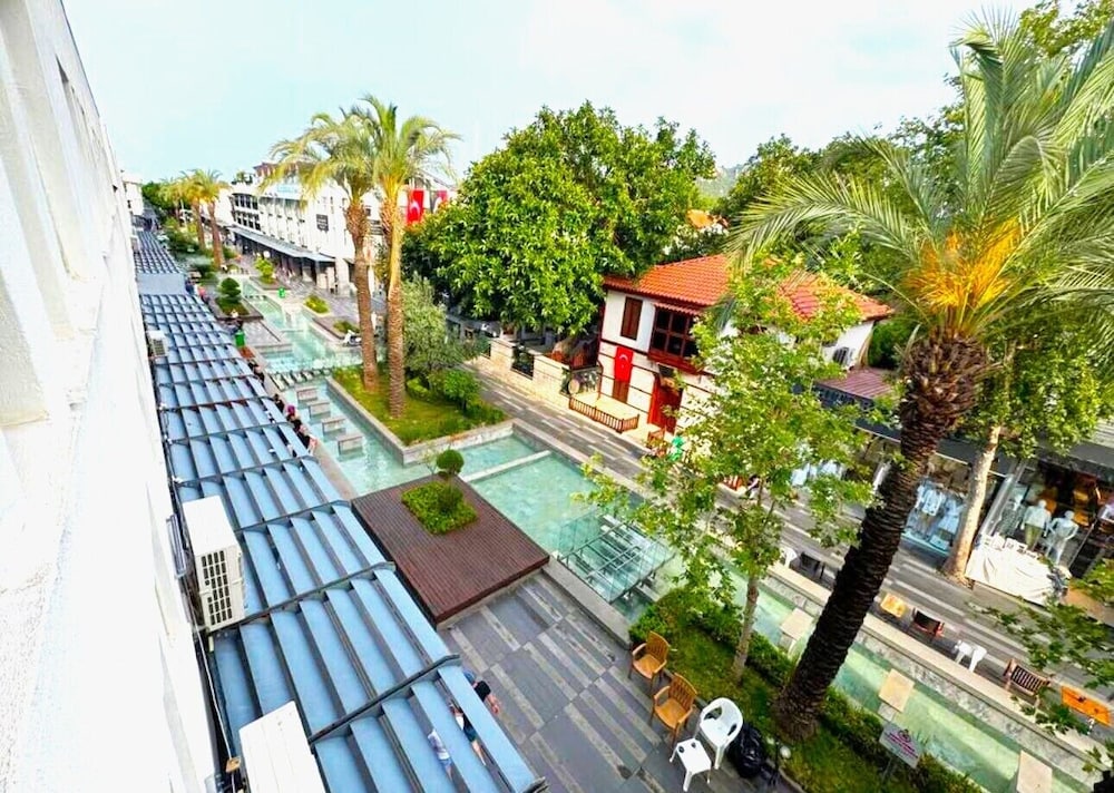 Muer City Otel Kemer 2/21
