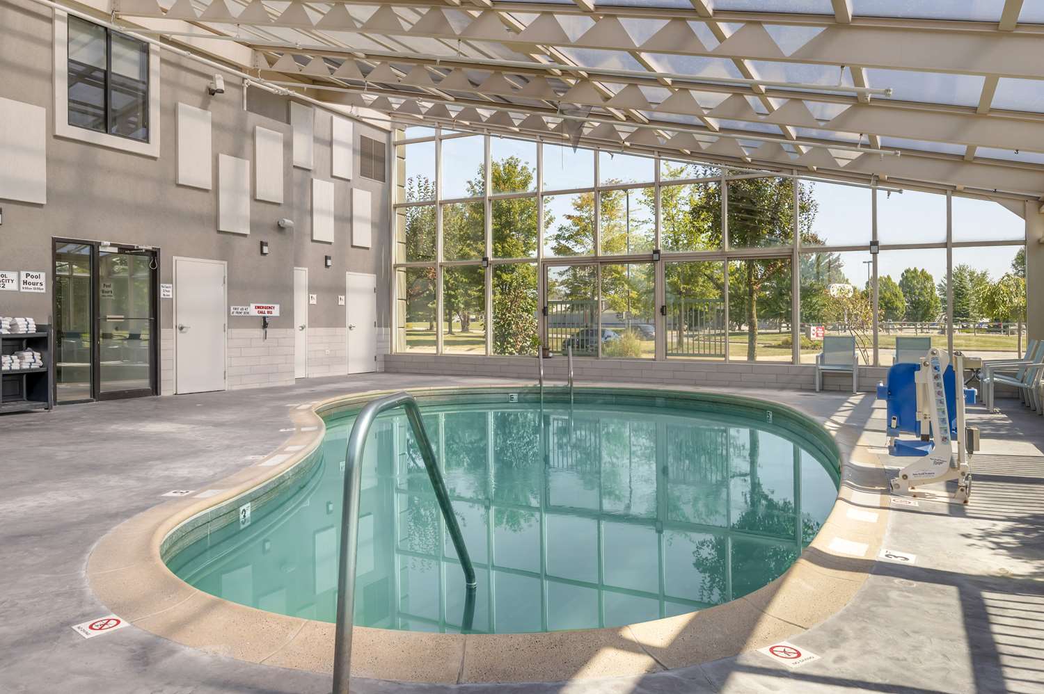 Best Western Plus Lafayette Hotel University Area 11/24