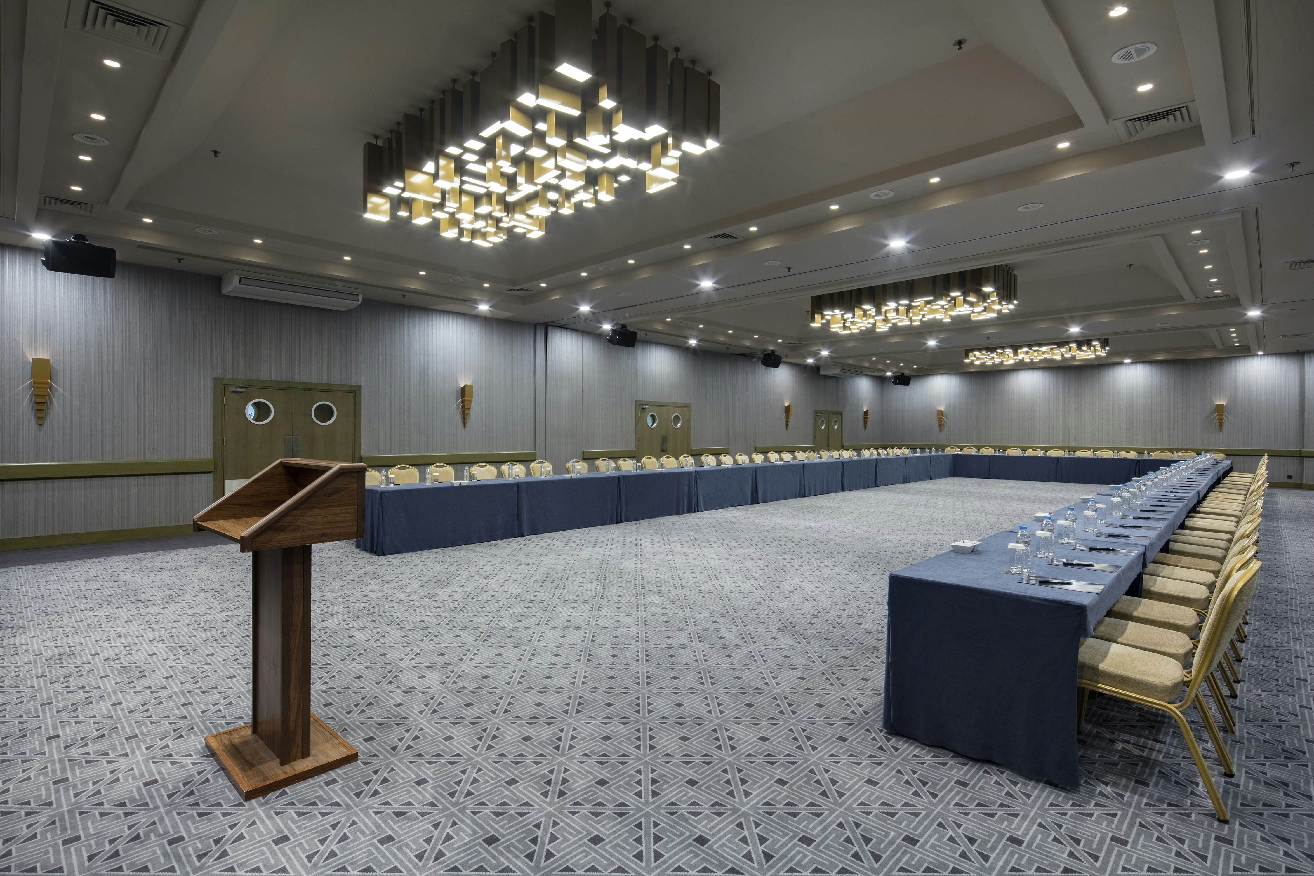 Mersin Hiltonsa Hotel 13/82