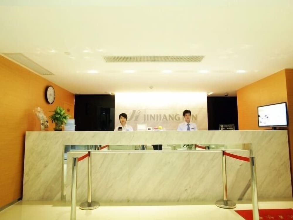 Rezen Select Hotel (Guangzhou Keyun Road Metro Station Financial City Branch) photo3