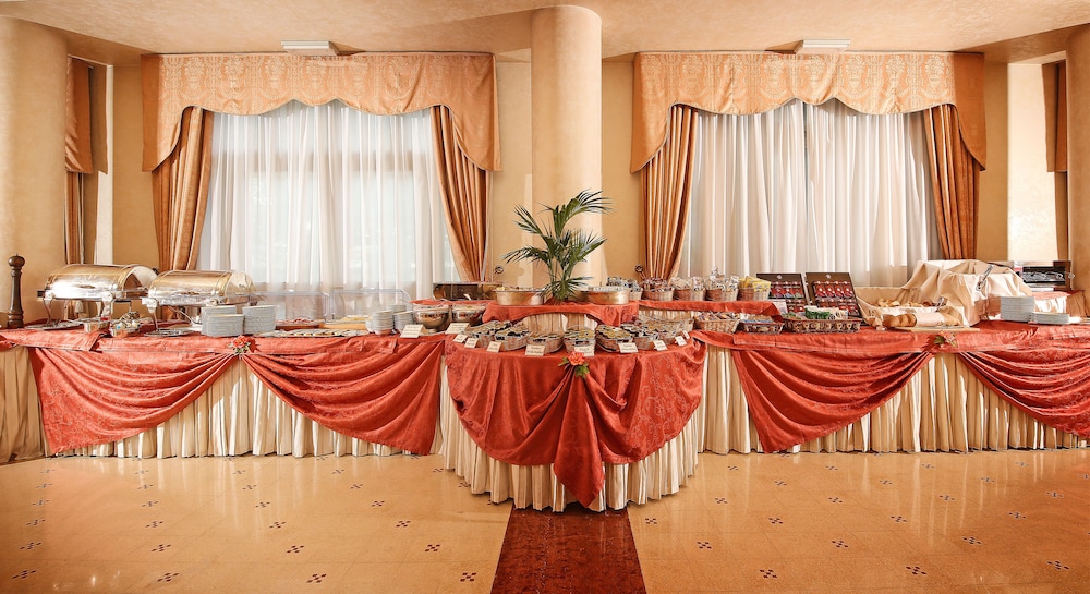 Hotel Savoy Palace 56/67