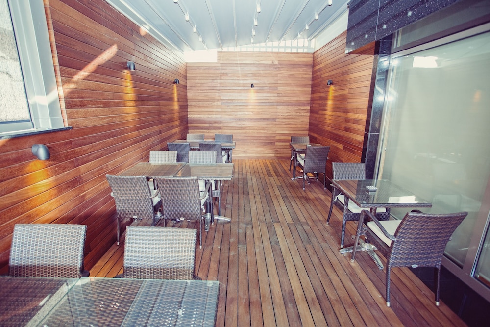 Fesa Business Hotel 60/67