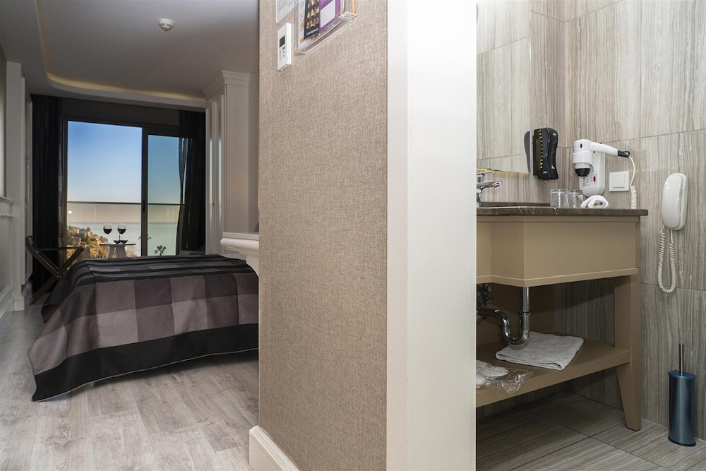Sky Kamer Boutique Hotel 30/78