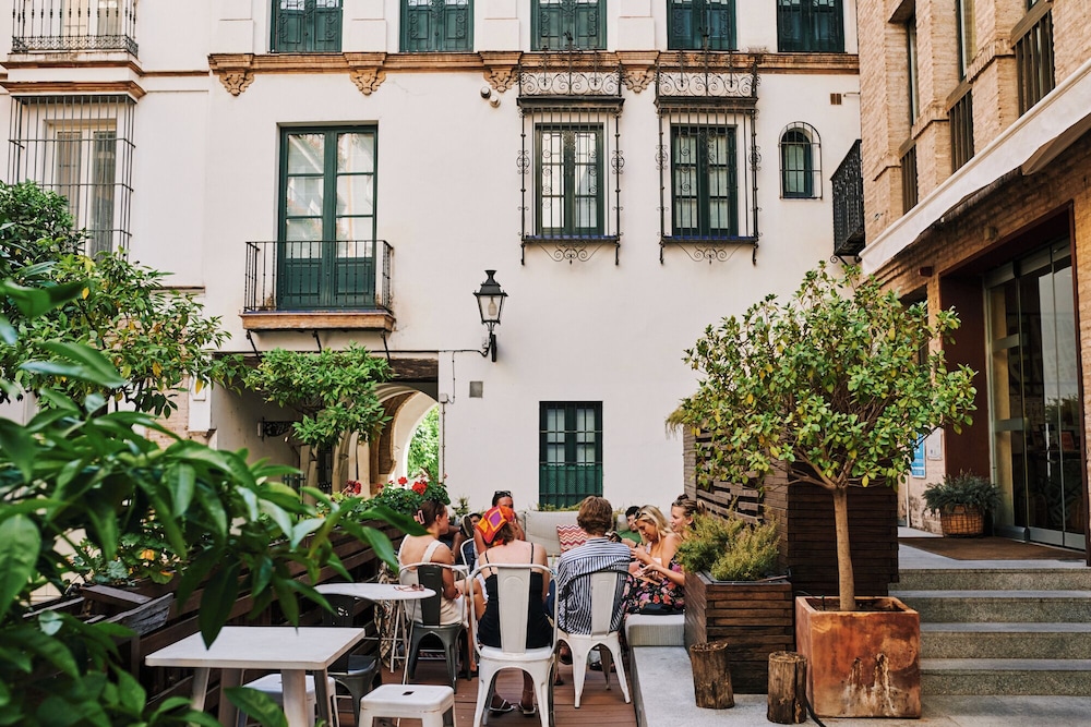 Toc Hostel Sevilla 19/34