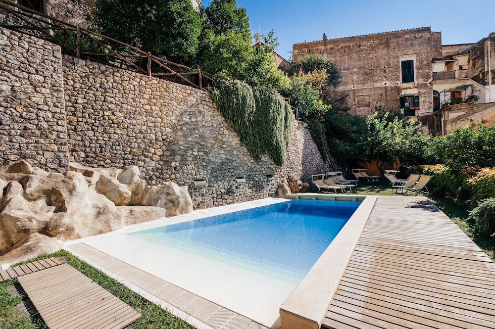 Amalfi Holiday Resort 22/52