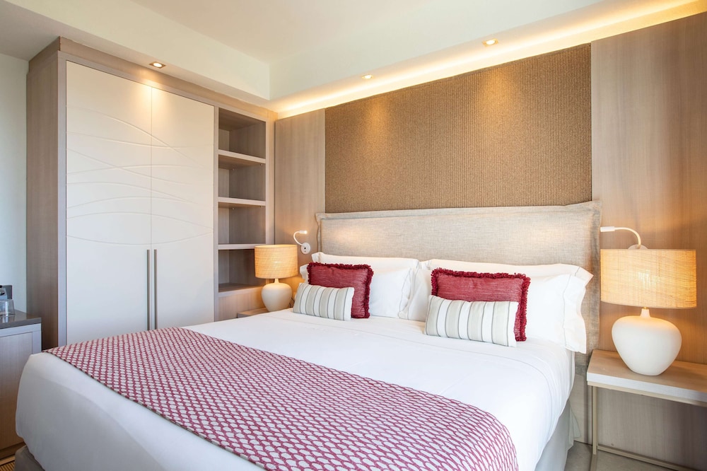 SUPERIOR, KING BED, SEA VIEW