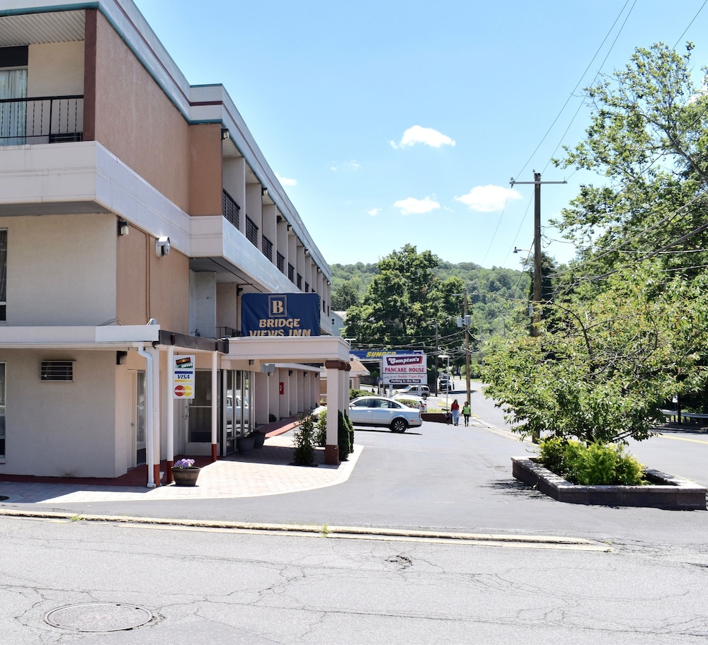 Bridge Views Inn Stroudsburg 5/49