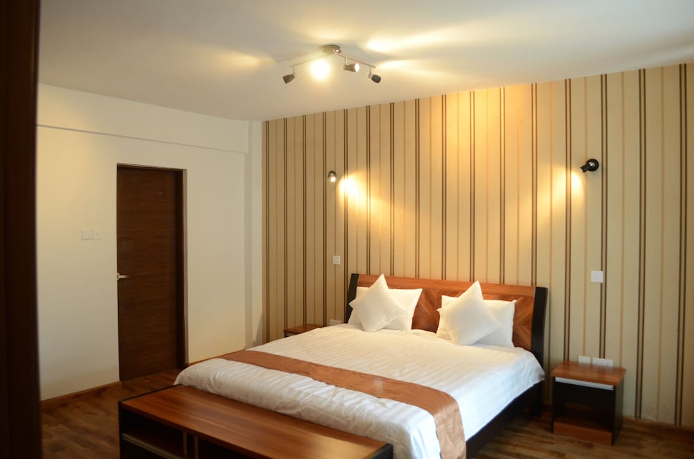 Westend Hotel 12/62