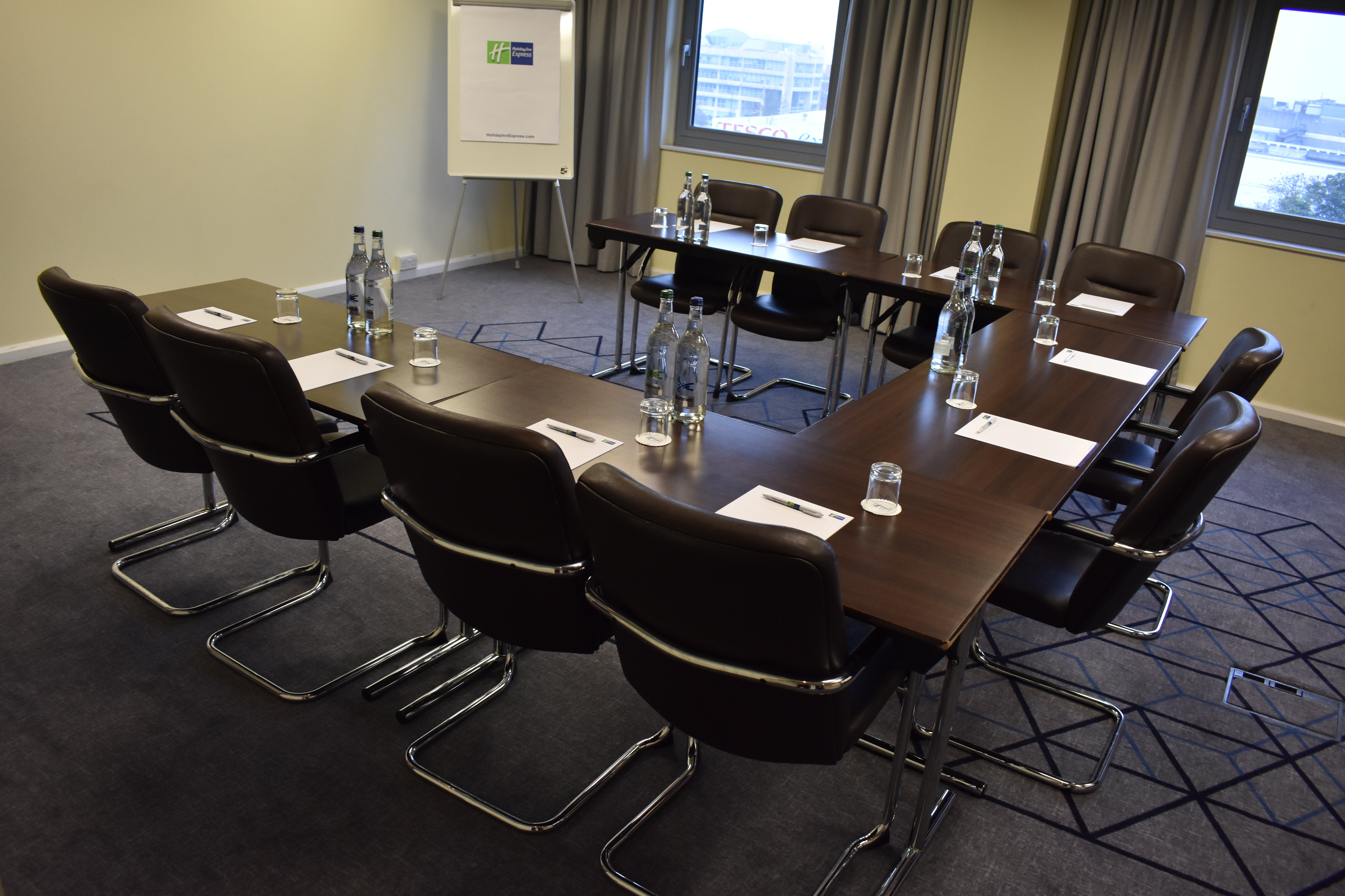 Holiday Inn Express Slough 14/16
