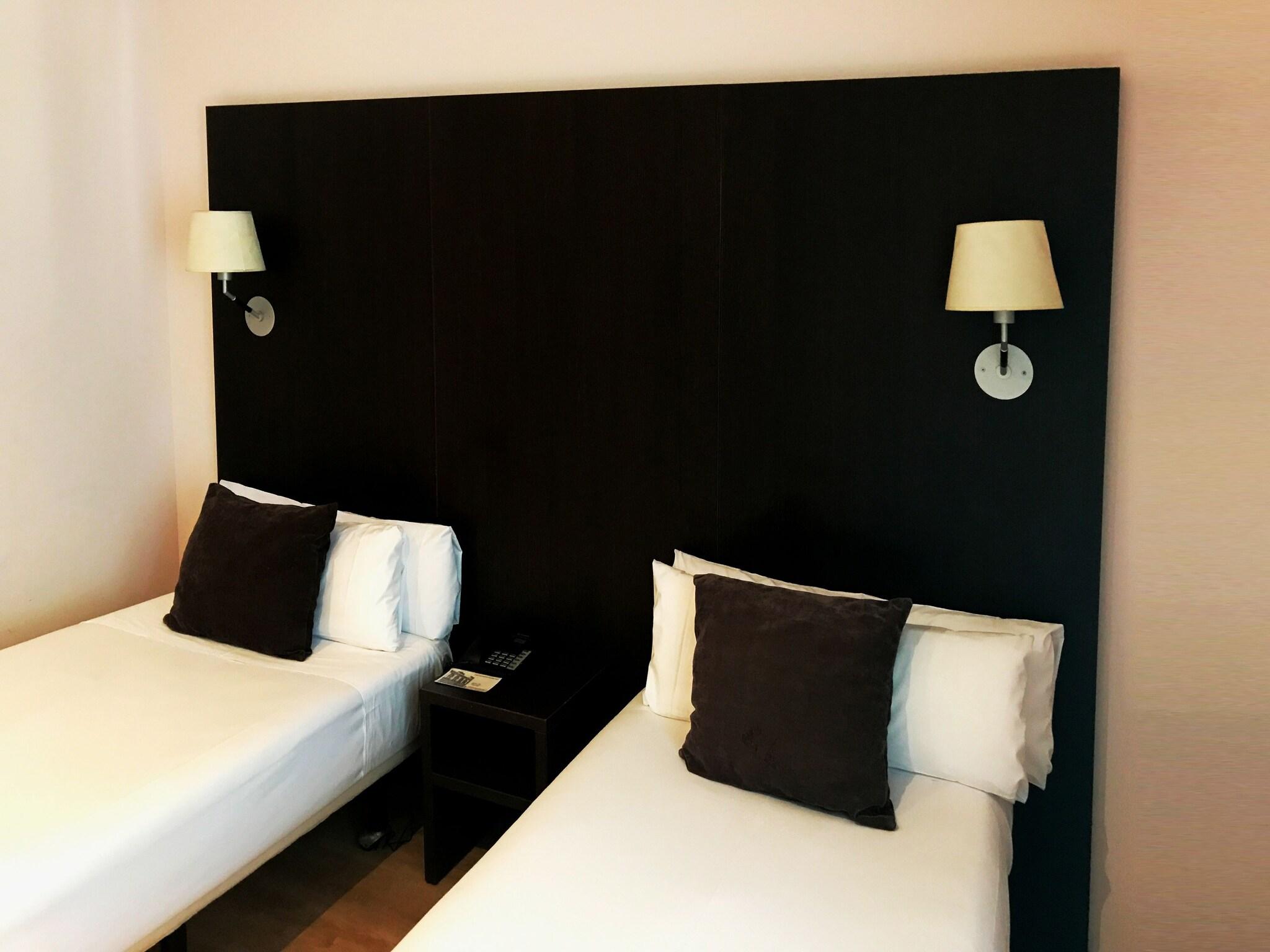 Room, Double Bed
