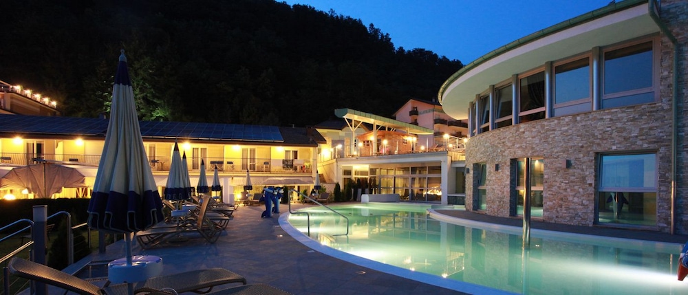Parc Hotel Du Lac 44/50