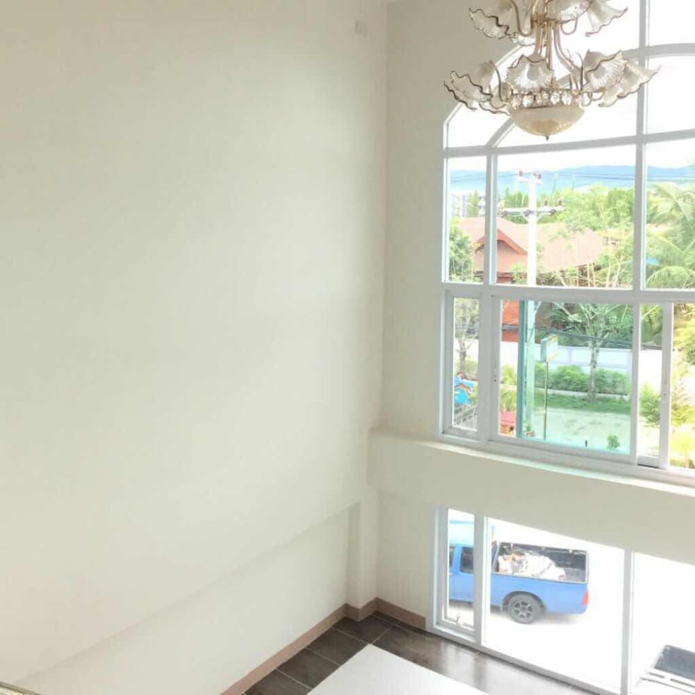 Maesot Siri Hotel 50/50