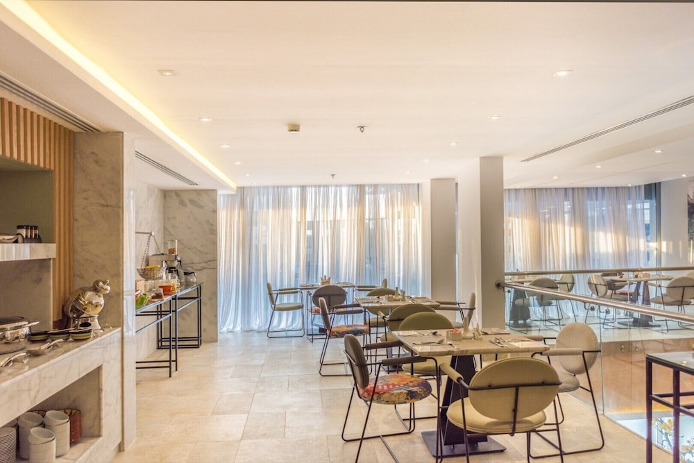 ايوا اكسبريس الروضة(Ewaa Express Hotel AlRawda Jeddah) 34/43
