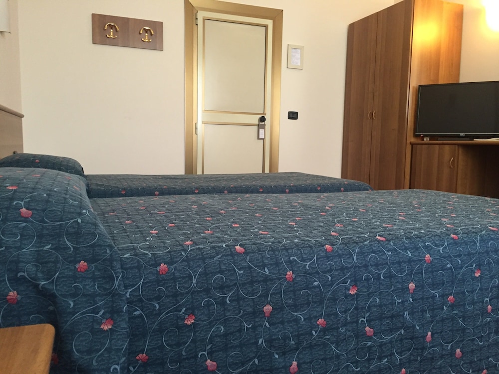 Hotel Arcobaleno 43/44