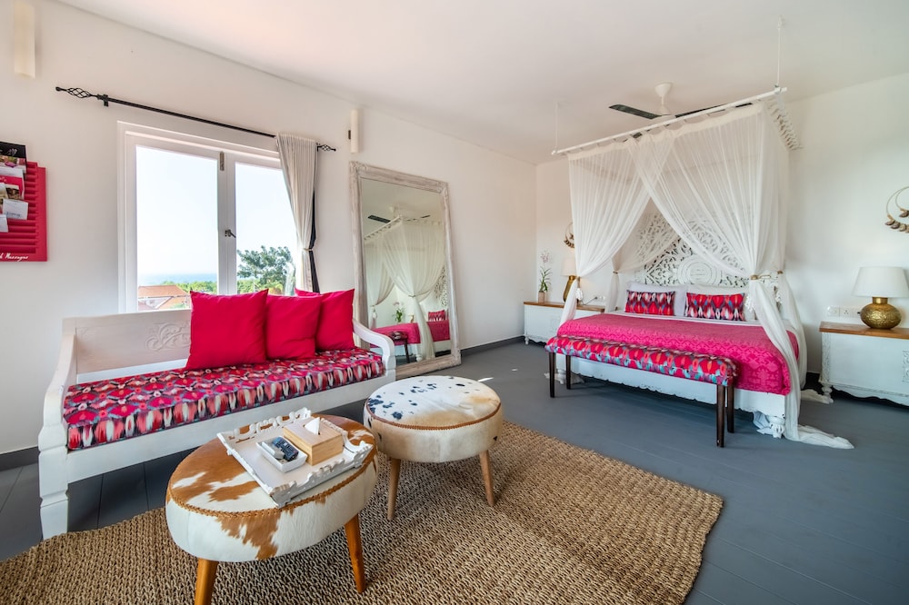 PinkCoco Uluwatu - Constant Surprises & for Cool Adults Only 35/50