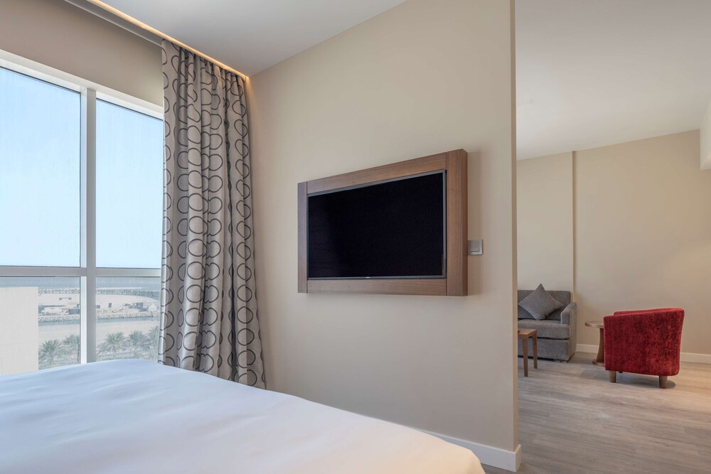 Radisson Resort Ras Al Khaimah Marjan Island 12/77