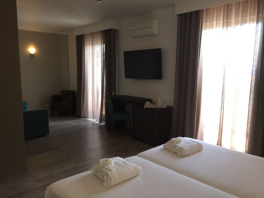 Hotel Euro Moniz 4/26
