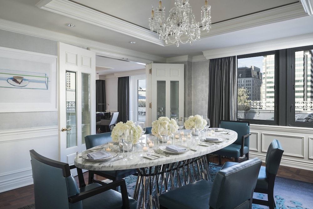 The Ritz Carlton San Francisco 50/64