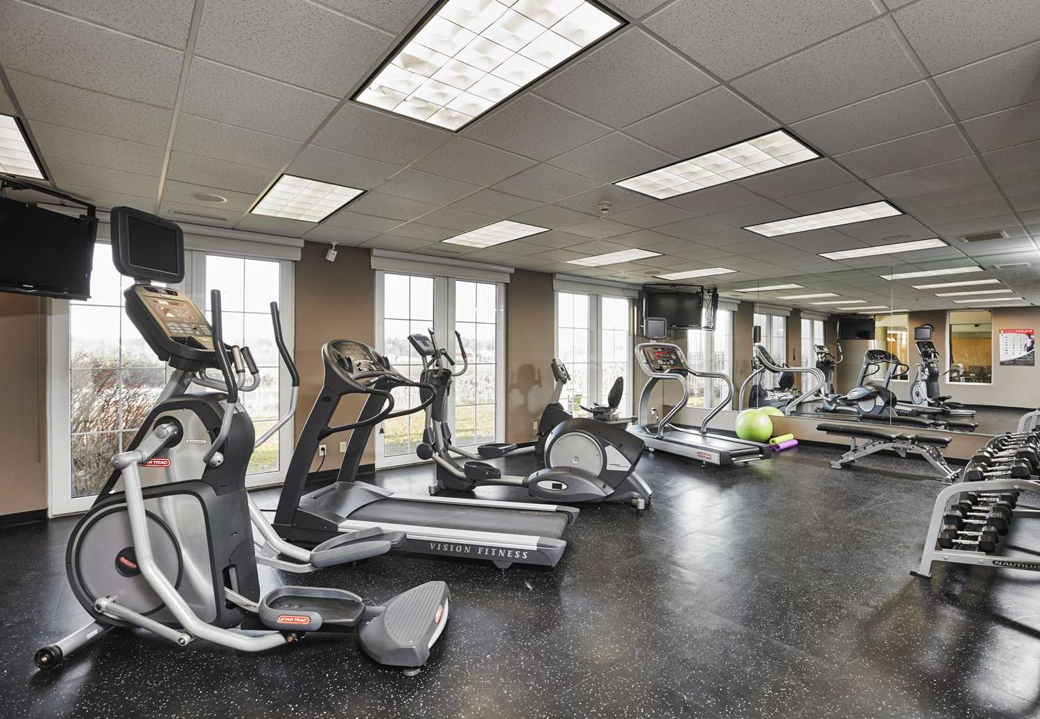 Best Western Plus Orangeville Inn and Suites 11/15