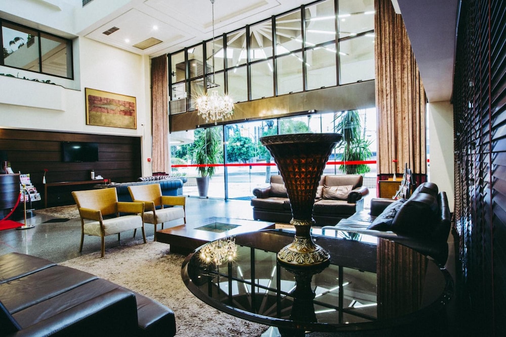 Crystal Plaza Hotel 31/47