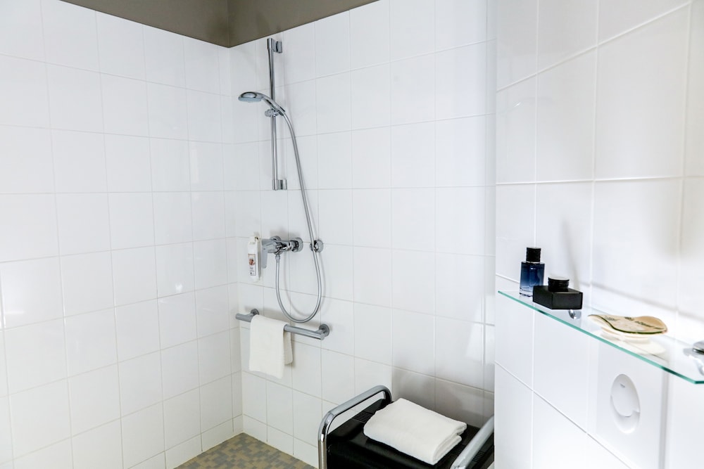 Ibis Orange Sud 60/60