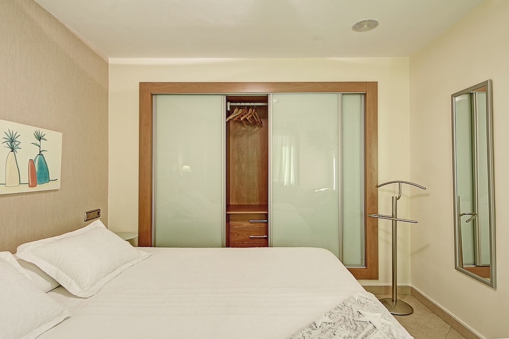 Apartamentos Turisticos Centro 4/50