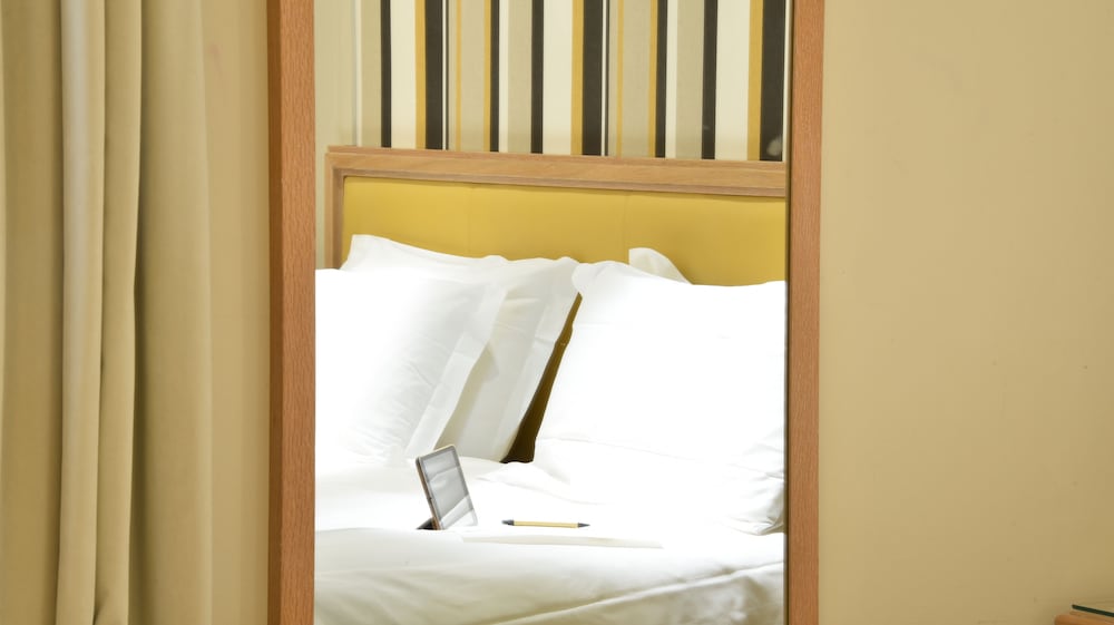 Solo Experience Hotel 27/74