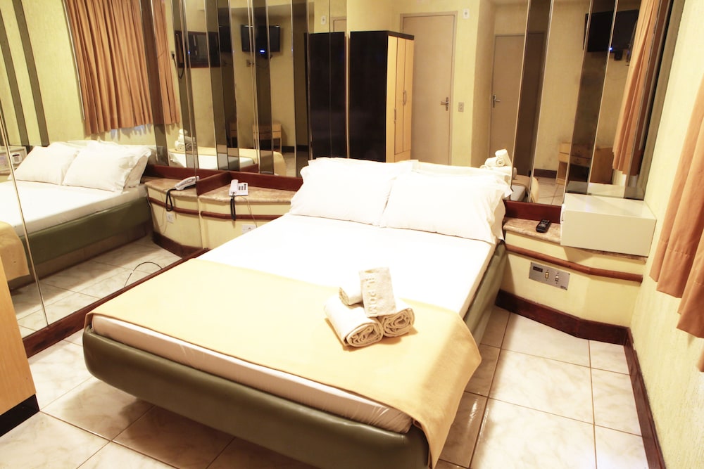 Pompeu Rio Hotel 38/65