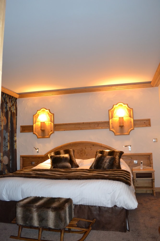 Hotel Spa Neige Et Roc Samoens 44/77