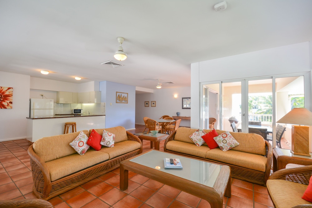 BALBOA HOLIDAY APARTMENTS 27/59