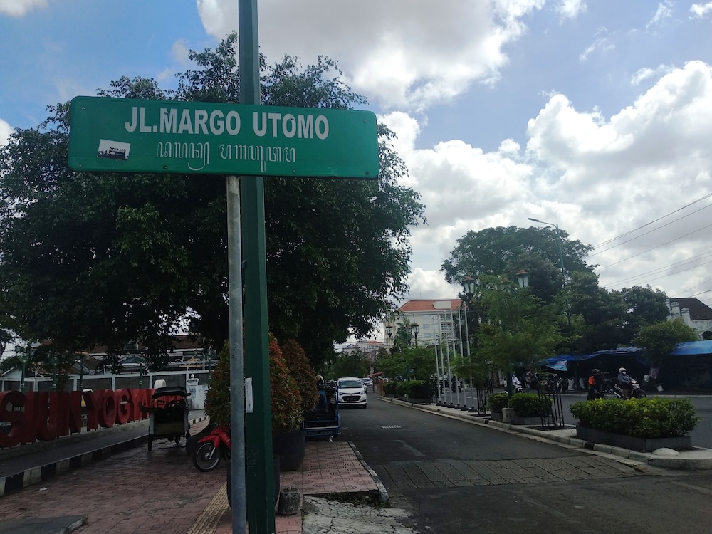 Maliboro Inn Hotel 59/61
