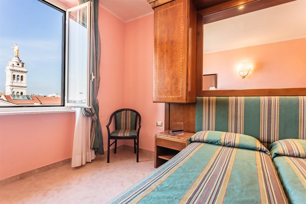 Raeli Hotel Siracusa 16/30