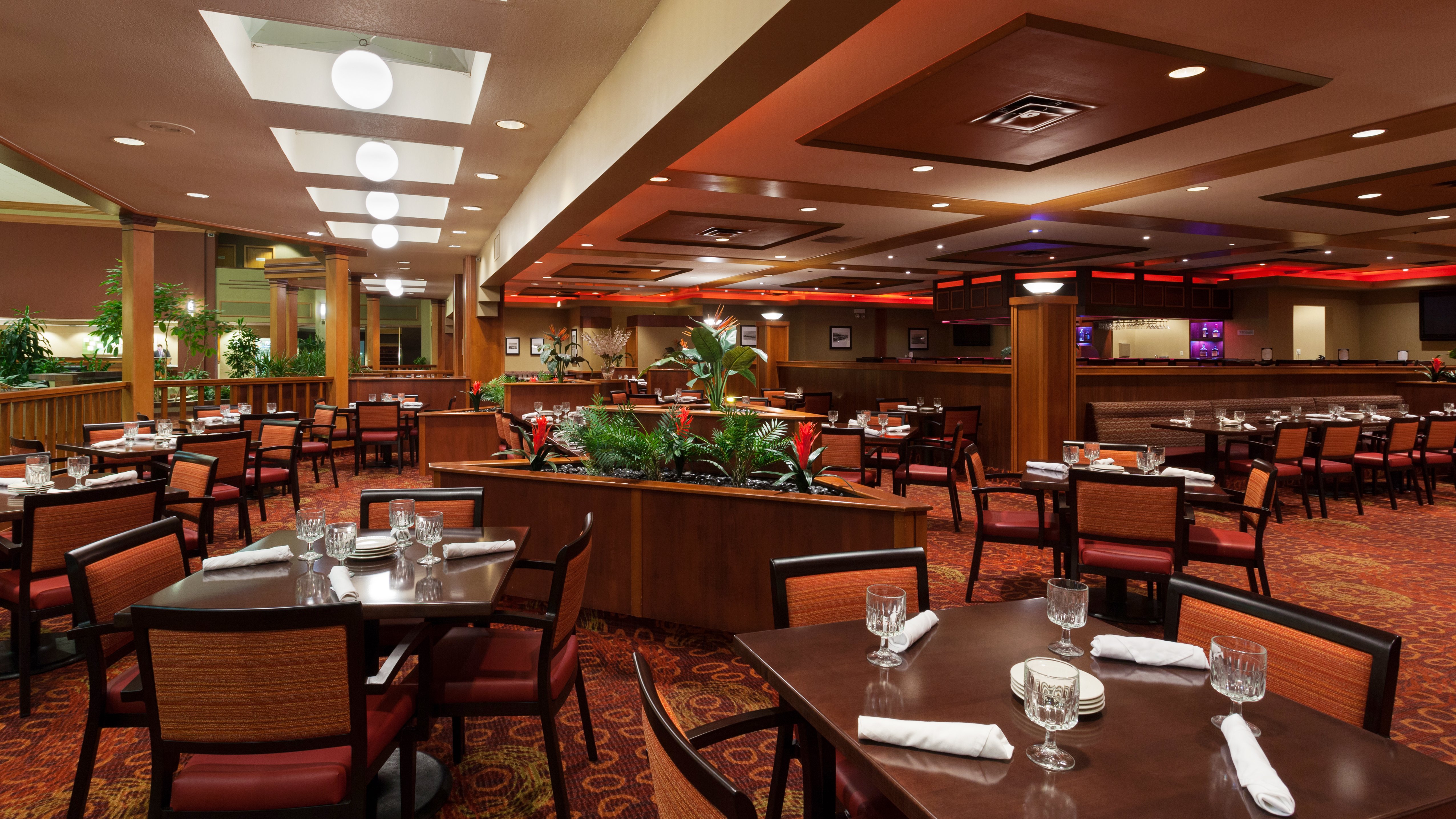 Holiday Inn Cincinnati Airport 12/22