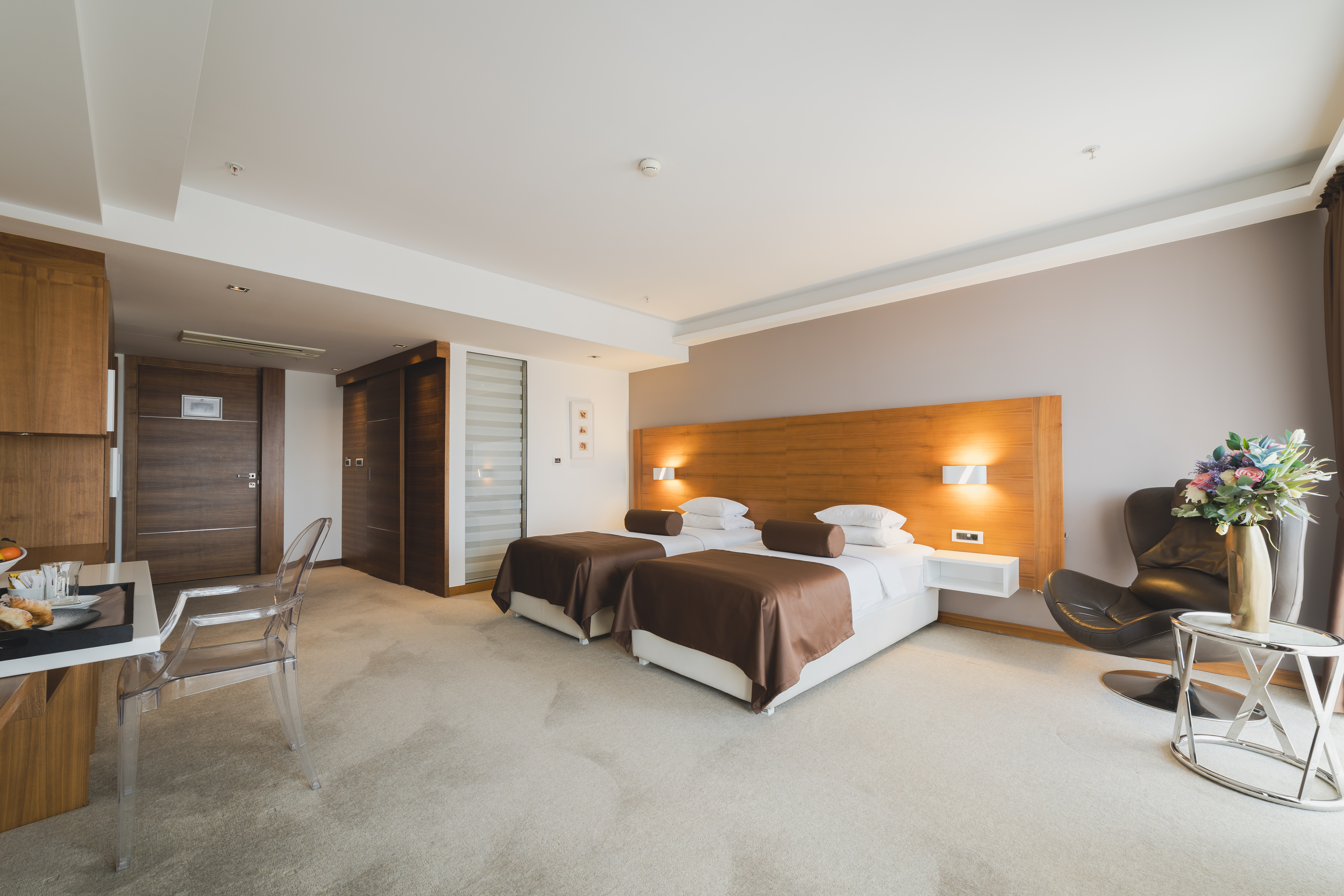 Aurel Hotel 16/55