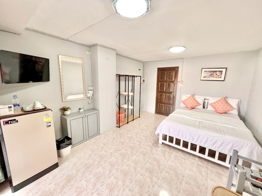 Penyos Residence 35/73