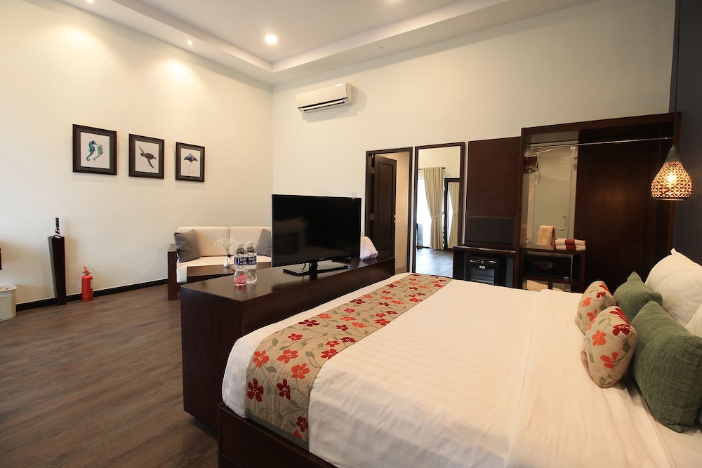 Mayang Sari Beach Resort 16/68
