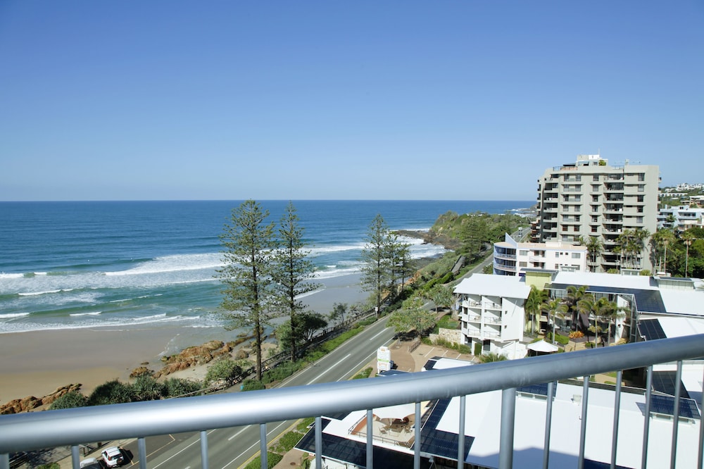 Coolum Caprice 64/76