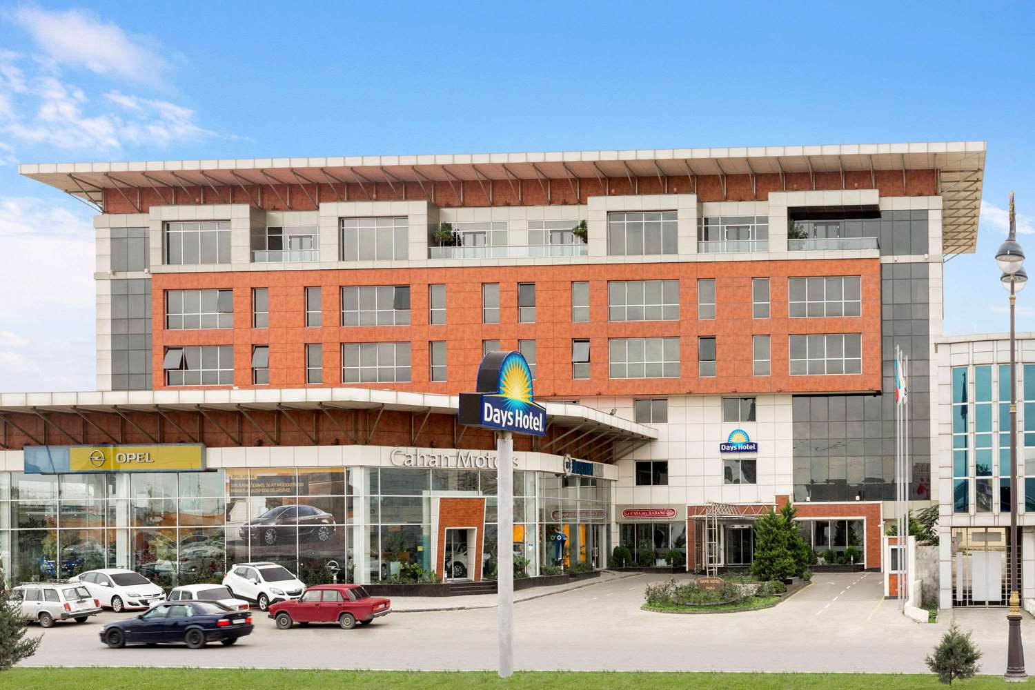 Days Hotel by Wyndham Baku 7/8