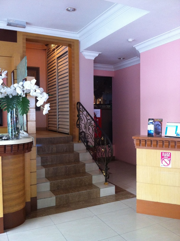 D'borneo Hotel 5/32