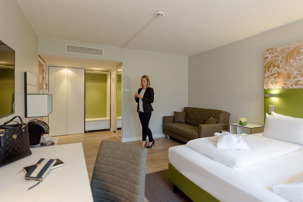 Congress Hotel Mercure Nuremberg an der Messe 16/71