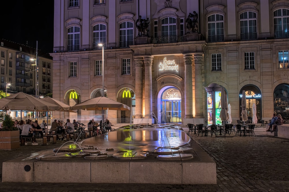 STAR INN HOTEL PREMIUM DRESDEN IM HAUS ALTMARKT, BY QUALITY(Formerly Star Inn Hotel Premium Dresden 9/38