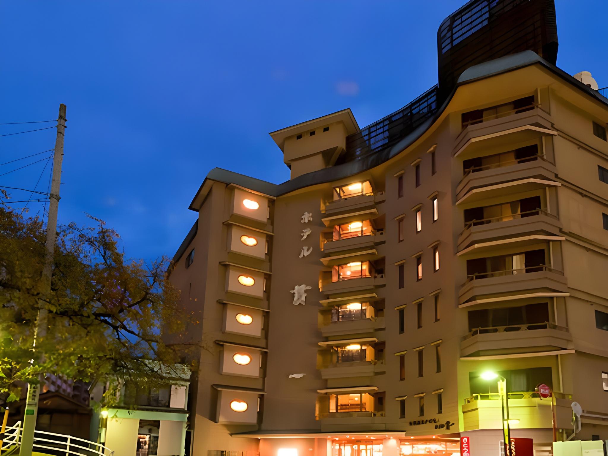 Japanese, Executive, Ocean View, Smoking