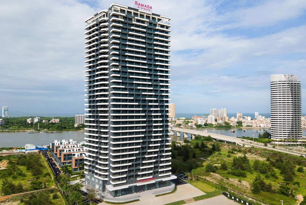 Ramada by Wyndham Huizhou Double Moon Bay 写真3