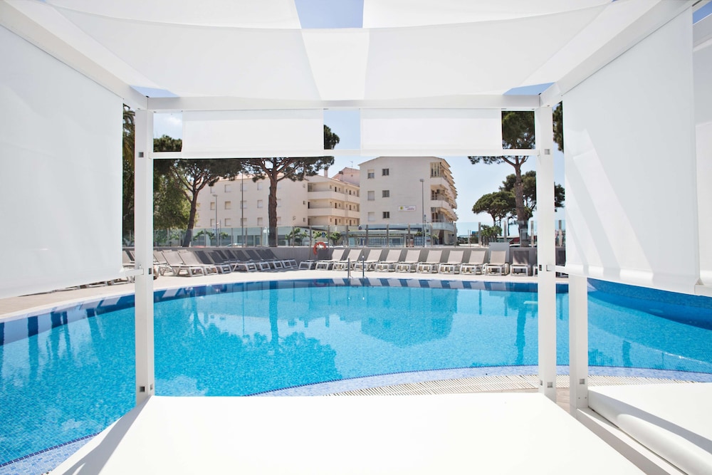 Best Cambrils Hotel 36/68