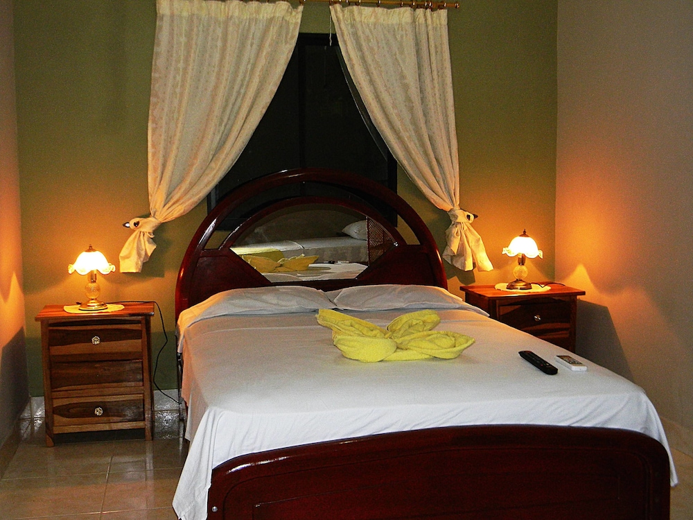 RIO GUAYAS HOTEL 22/30