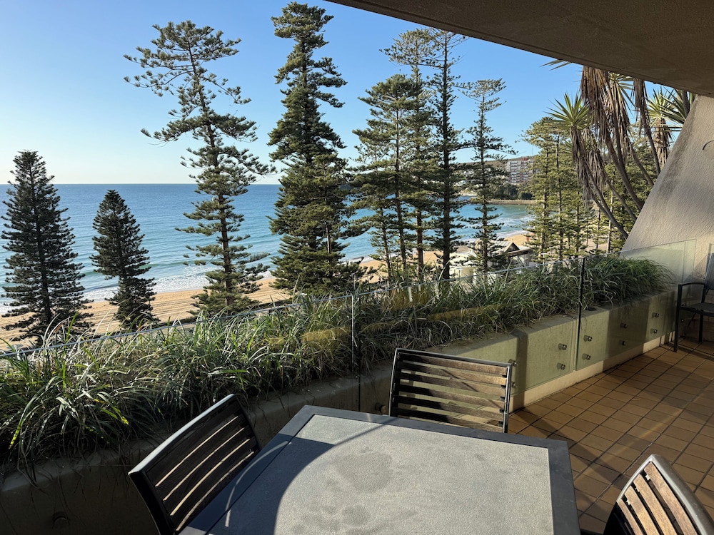 MANLY PARADISE MOTEL AND APARTMENTS 49/66