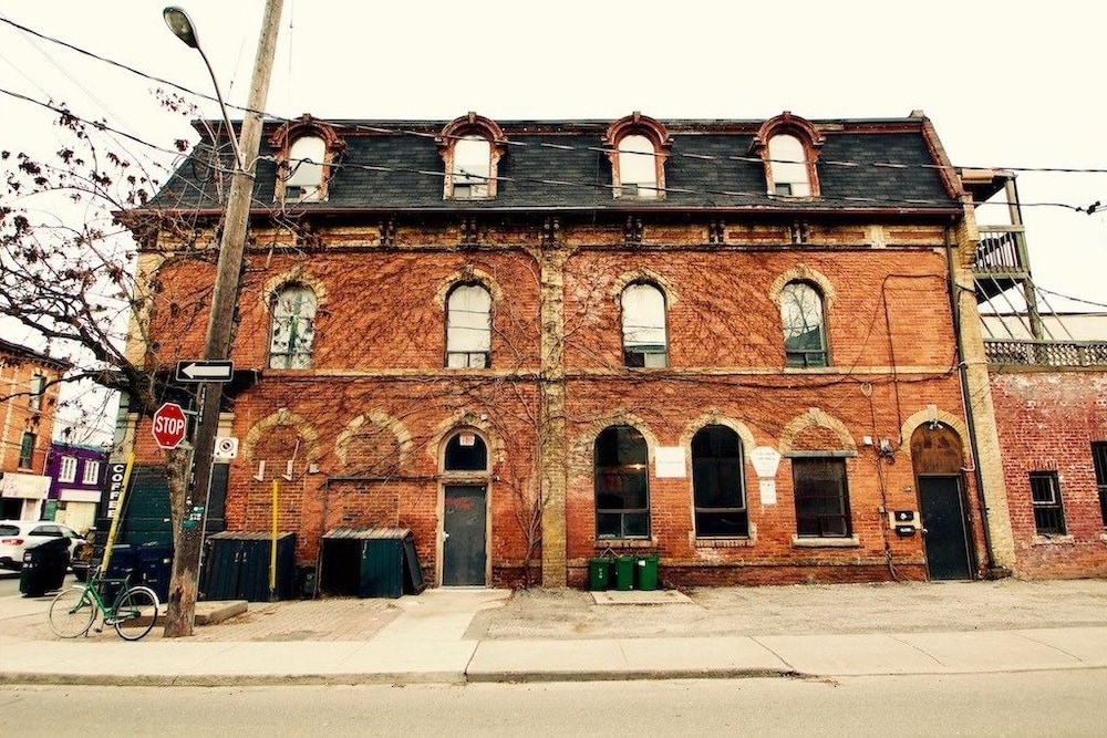 The Parkdale Hostellerie 1/66